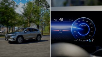 
Ein zweigeteiltes Bild; links fhrt ein EQA ber eine Strae, rechts ist ein Tachometer zu sehen.
