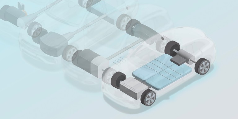 
				Grafik eines Mercedes-Benz Fahrzeugs mit schematisch dargestelltem BEV Antriebsstrang. Im Fahrzeugboden ist eine gro�e Hochvoltbatterie hervorgehoben; zus�tzliche Komponenten des elektrischen Antriebs sind sichtbar. Im Hintergrund sind weitere schematisch dargestellte Fahrzeuge mit Antriebskomponenten leicht ausgegraut abgebildet.
				