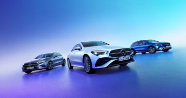 
						  Verschiedene Mercedes-Benz Fahrzeuge
						  